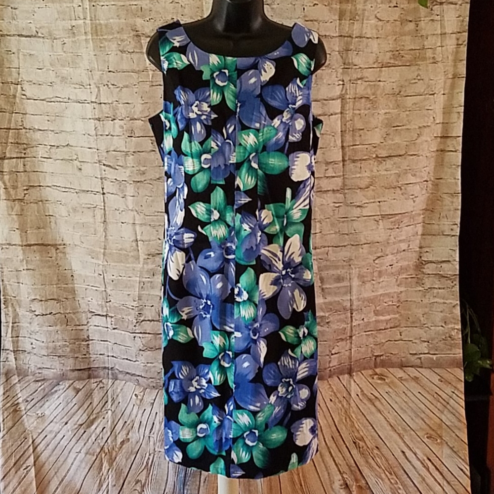 Women's 8 piece Elegant Dress